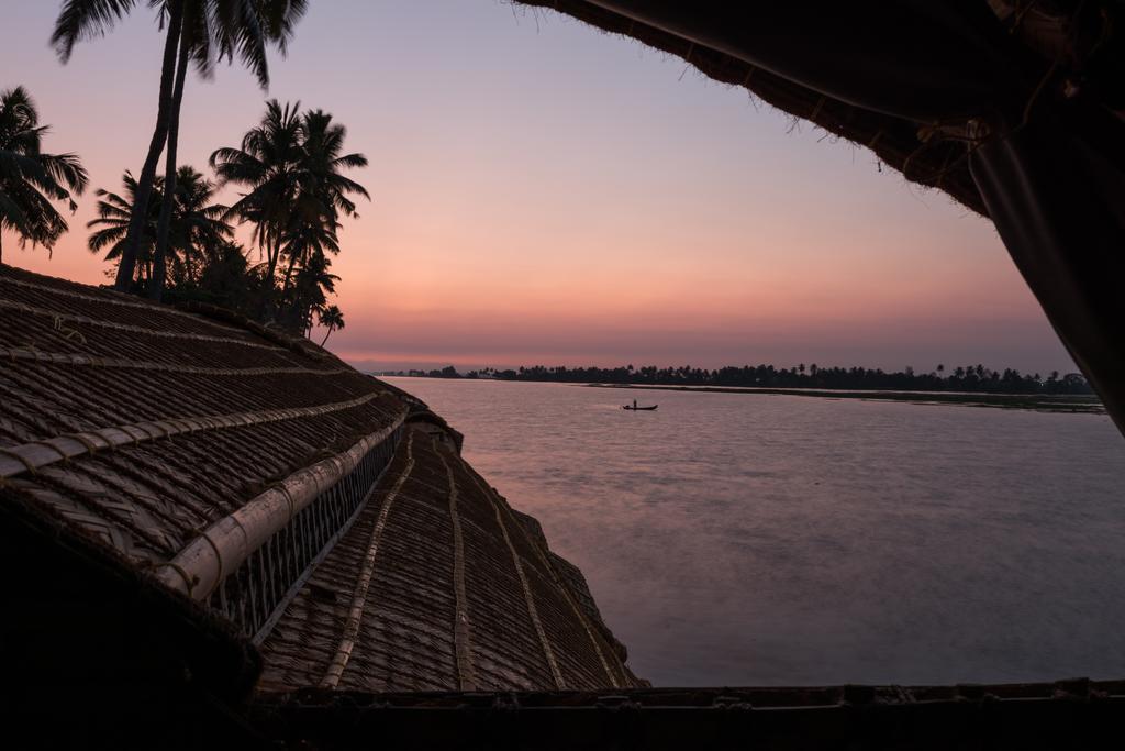 Xandari Riverscapes Alappuzha Buitenkant foto